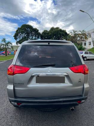 MITSUBISHI PAJERO DAKAR 3.5 HPE 7 LUGARES 4X4 V6 24V FLEX 4P AUTOMÁTICO